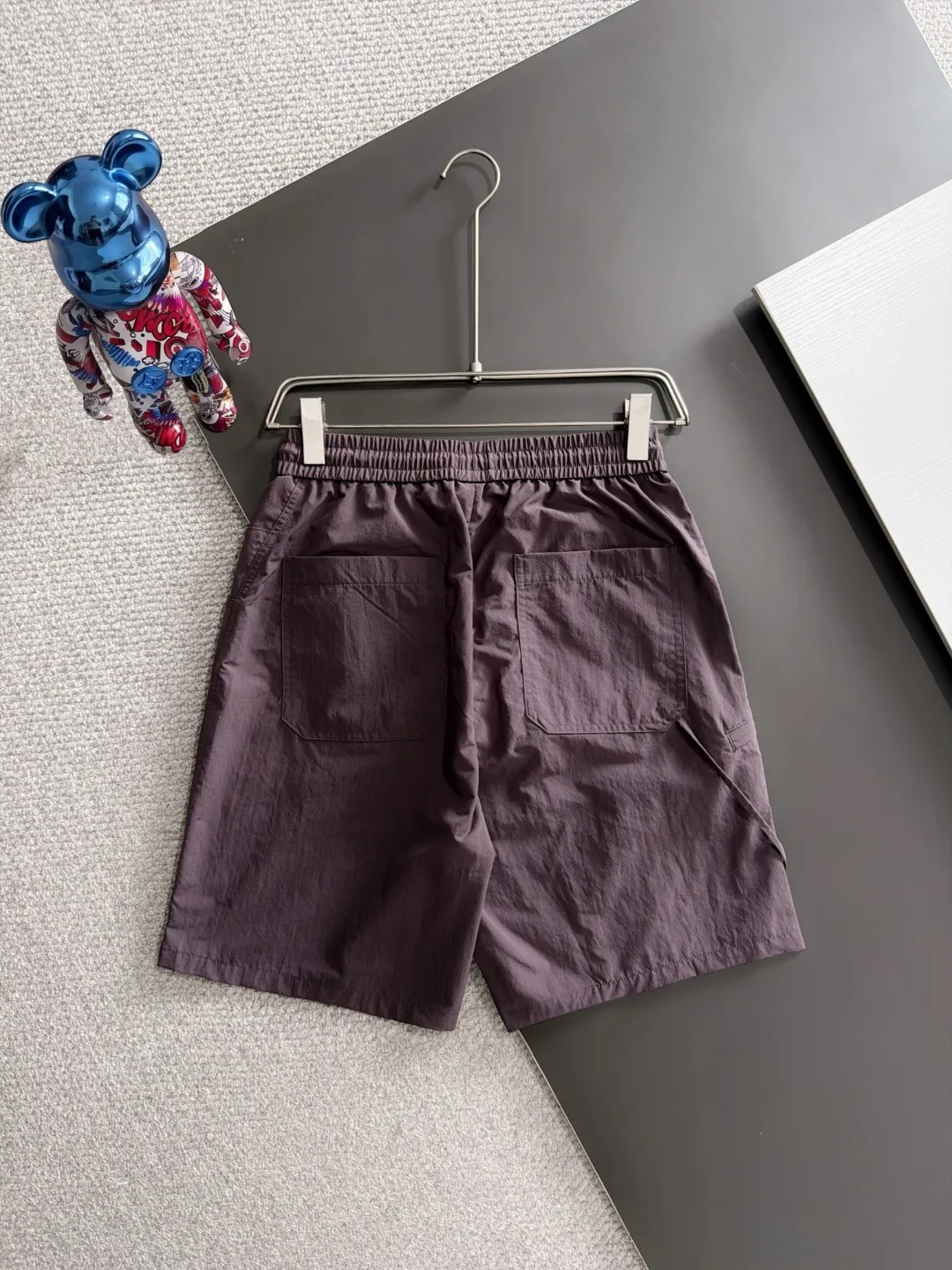 Next day shipment P160 Premium Burberry 2026 Spring/Summer New Arrival elastic band casual shorts, counter-customized fabrics Breathable, high comfort, impeccable details, brand element design concept, reflecting high quality. It feels delicate and soft! It presents a casual cut and the upper body shape is great! Sizes:S-3XL